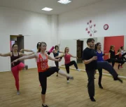 школа танцев hola изображение 3 на проекте lovefit.ru