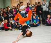 школа танцев dance traffic на проспекте испытателей изображение 3 на проекте lovefit.ru